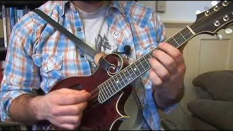 Playing Augmented Triads in Root Position on the Mandolin