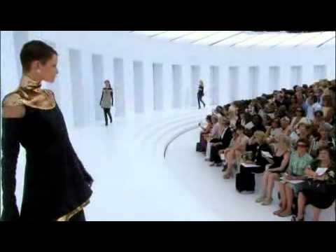 Louis Vuitton Fall 2006 Ready-to-Wear Fashion Show