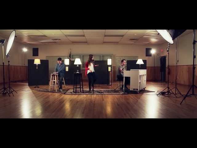 Beauty And A Beat - Justin Bieber (Alex Goot, Kurt Schneider, and Chrissy Costanza Cover) class=