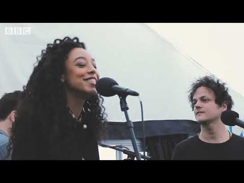 Corinne Bailey Rae and Jamie Cullum - Singing live at the 2016 Cheltenham Jazz Festival