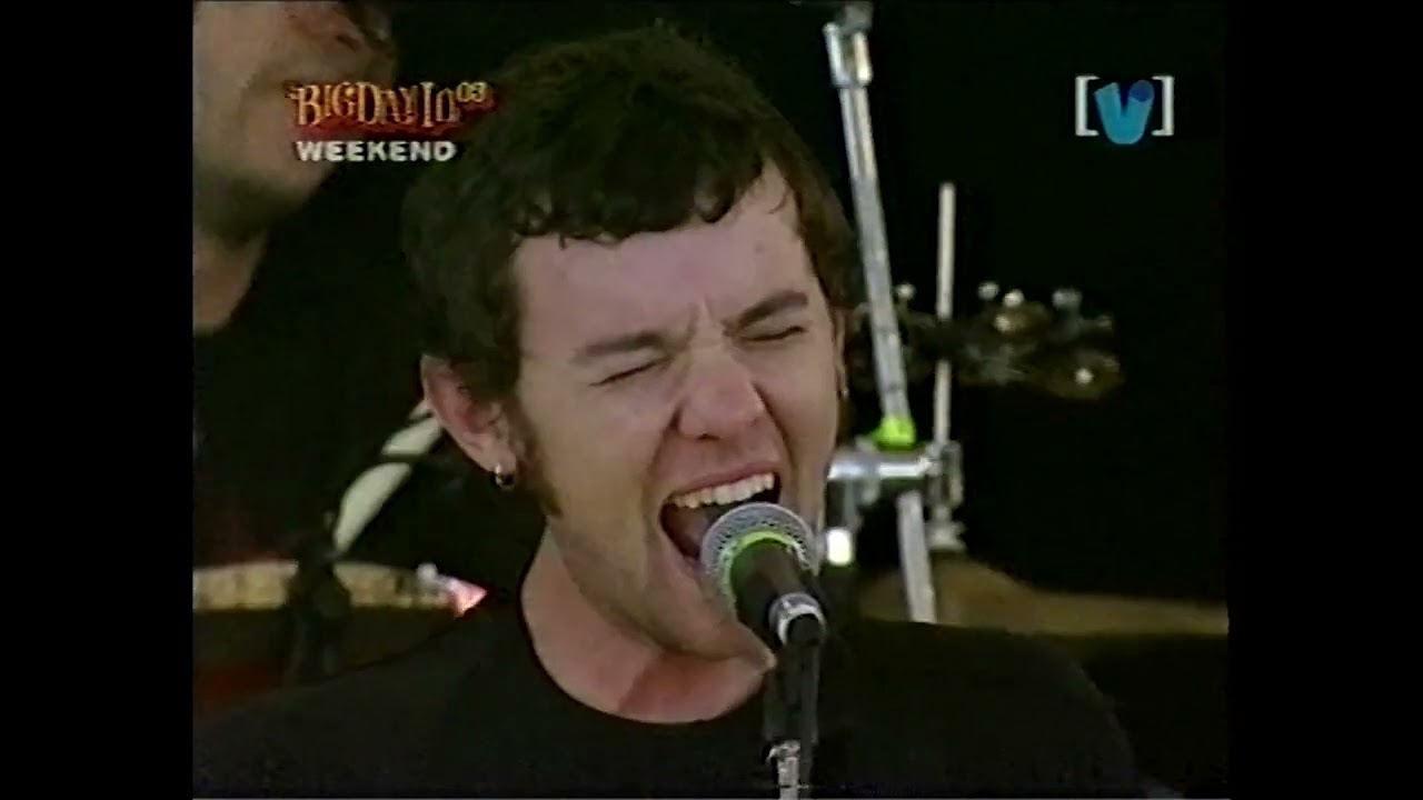 Guarda Sparta - Assemble The Empire (Live at the Big Day Out, 2003) su YouTube Guarda Sparta - Assemble The Empire (Live at the Big Day Out, 2003) su YouTube