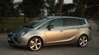 Opel Zafira Tourer 2012