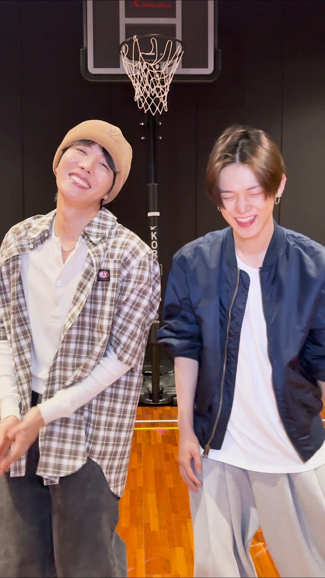 챌린지의 신, 챌린지의 제왕, 챌린지의 마스터, 챌린지의 종결자 #제이홉 x #연준 등장 ✨? #jhope #jhope_SweetDreams #TXT #YEONJUN