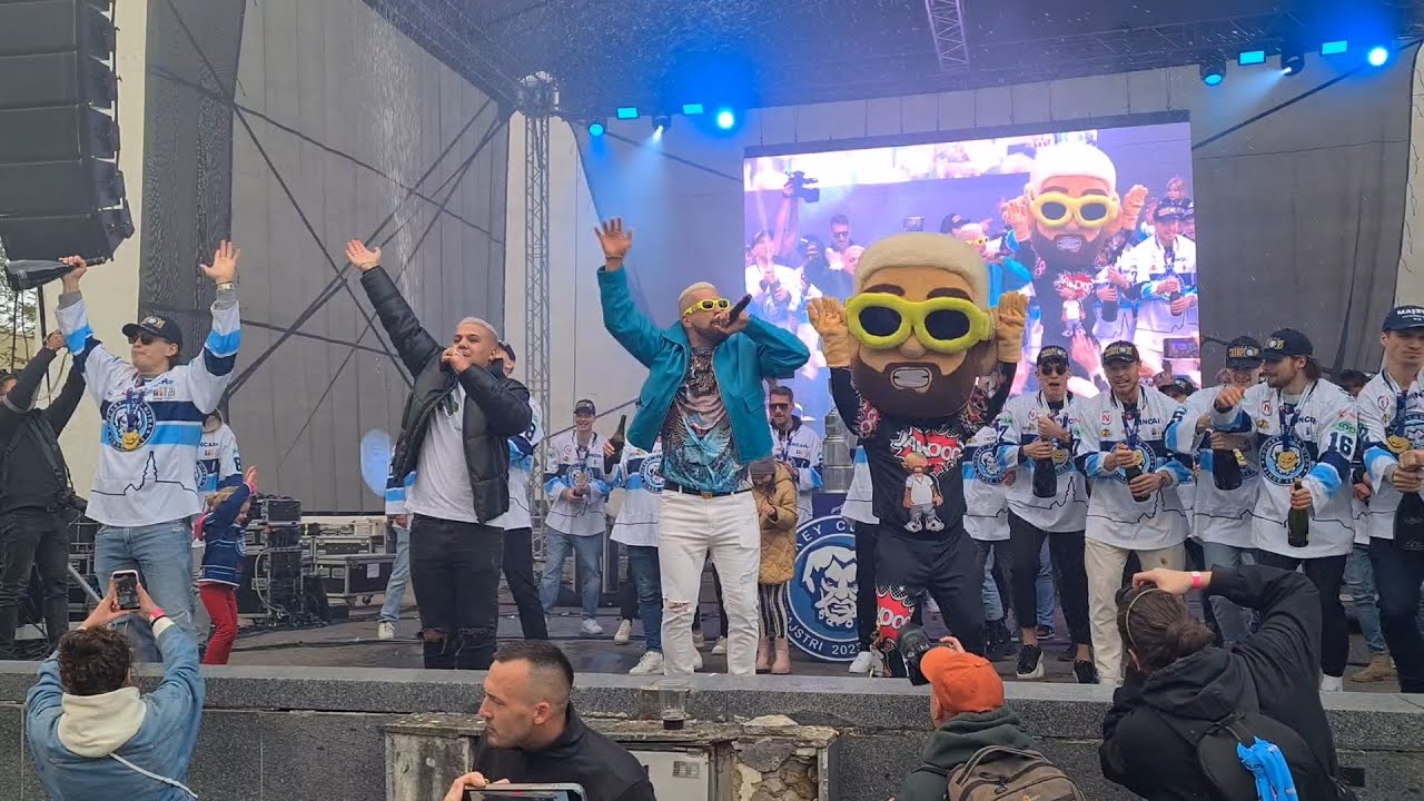 HK Nitra - oslavy titulu Majster Tipos extraligy 2024 - 1.