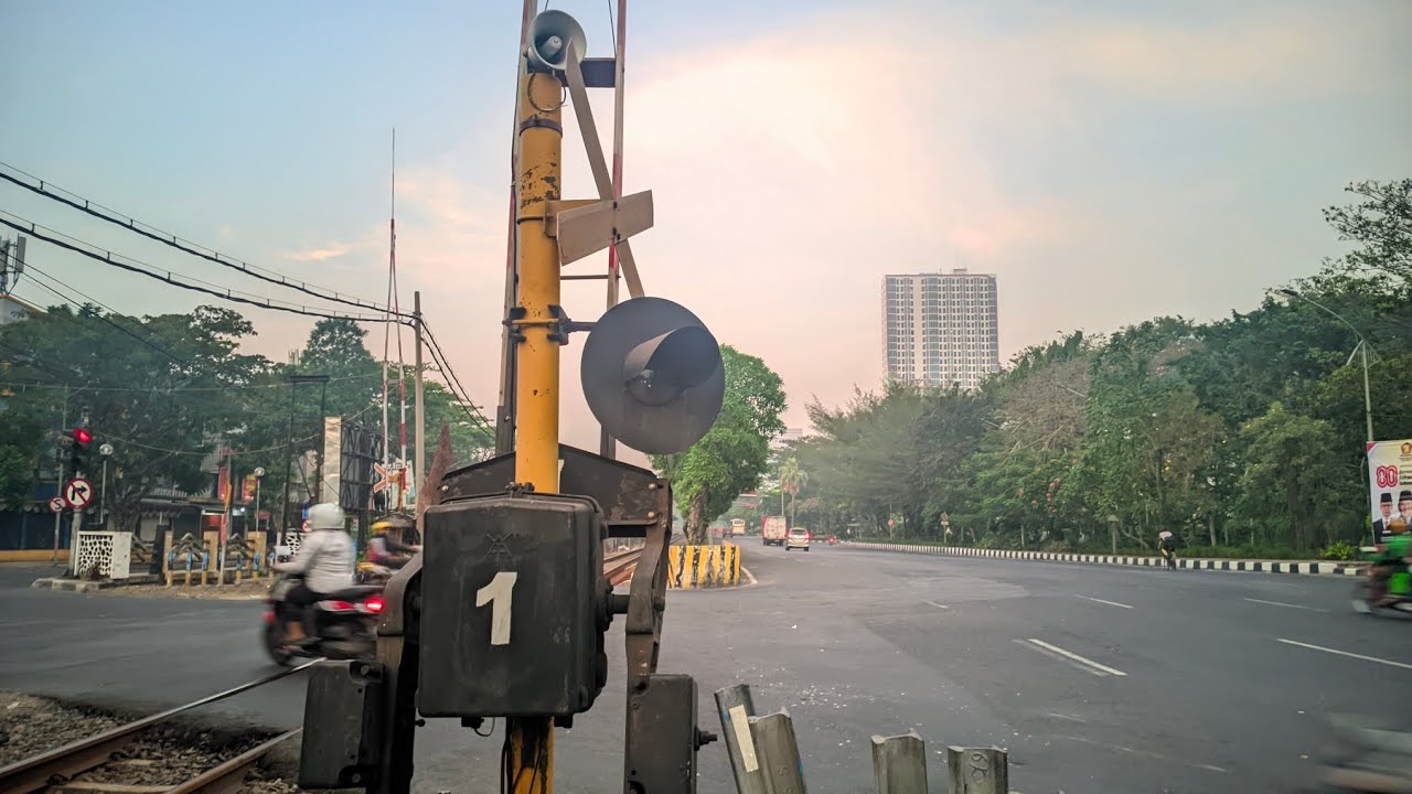 PAGI² HUNTING BRO😹, perlintasan kereta api jemursari surabaya