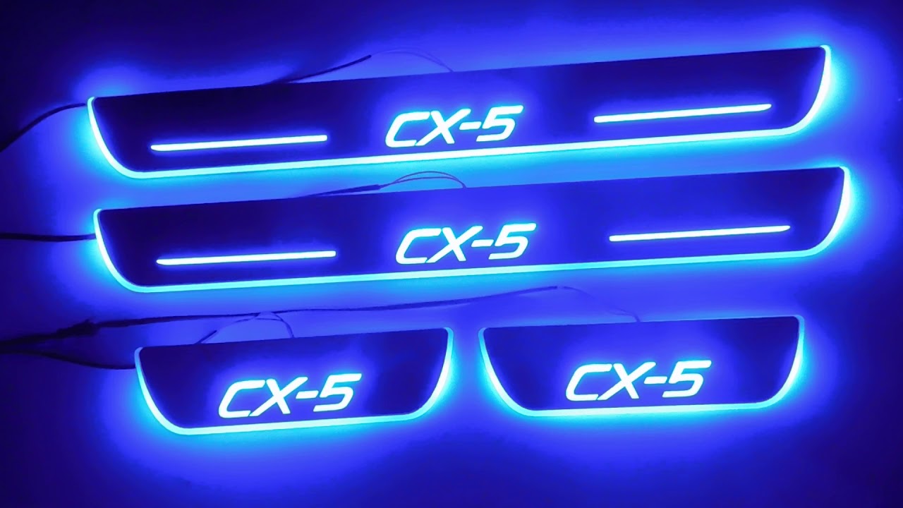 新品未使用】マツダ CX5 KE系ドアスカッフプレート 青LED 流れる CX5