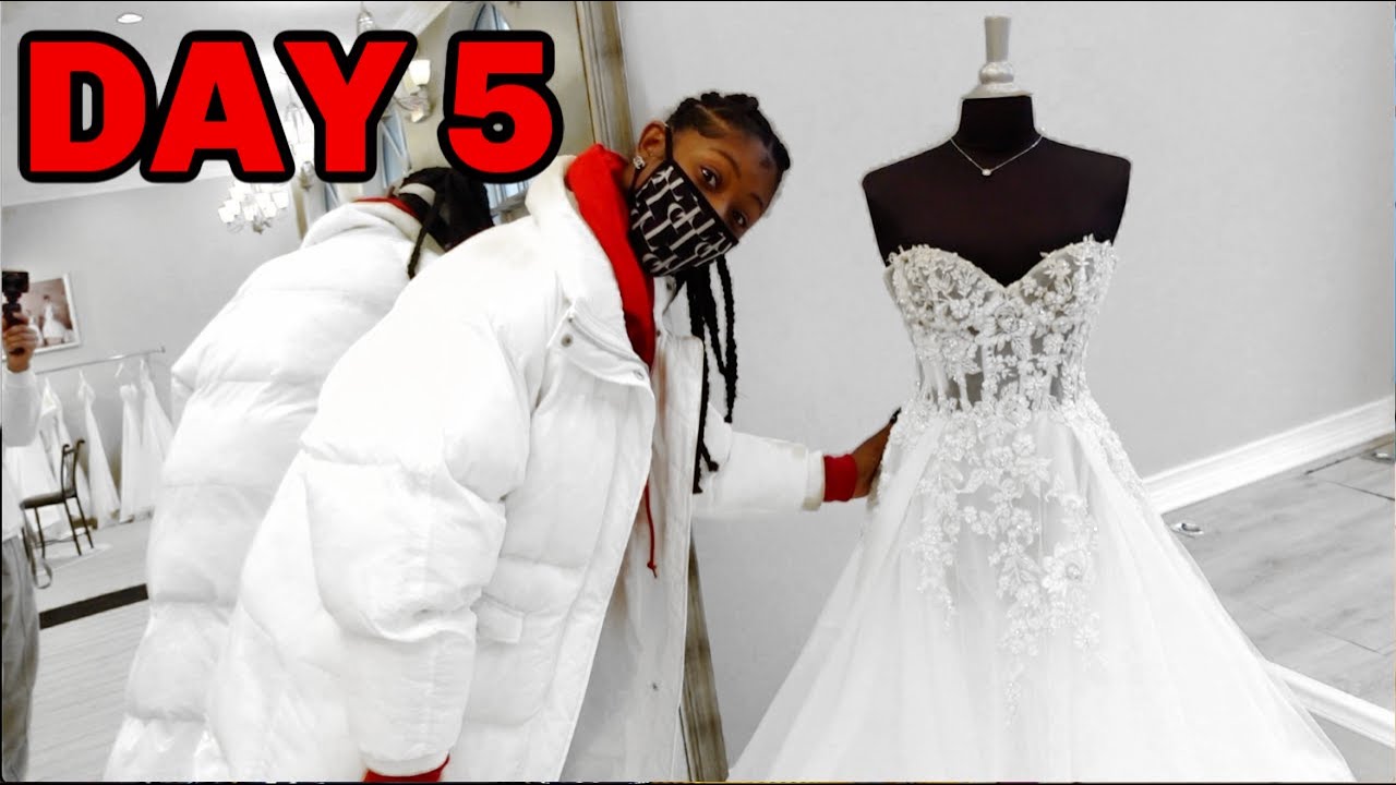 Isi might have found a Wedding Dress! 👰🏽 // Vlogmas Day 5