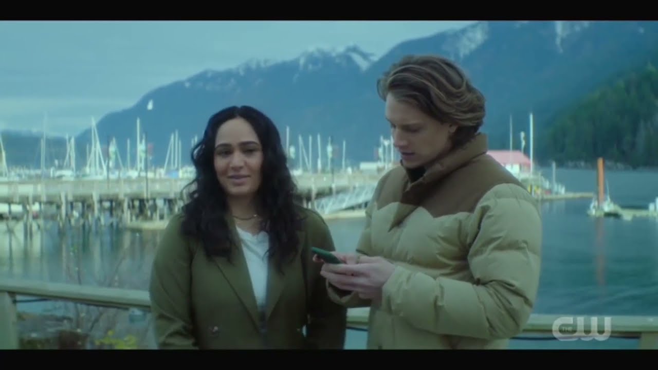 Kissing scene - Nancy Drew season 2 episode 9