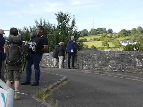 prunella-scales-and-timothy-west-on-the-set-for-great-canal-journeys-in-brecon