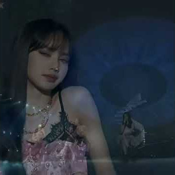 Lisa rap part 'love to hate me' on the show