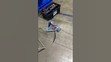 Hockey Robot pt.4 - hard to control