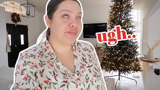 Christmas tree dilemma.. | VLOGMAS 🎅🏻