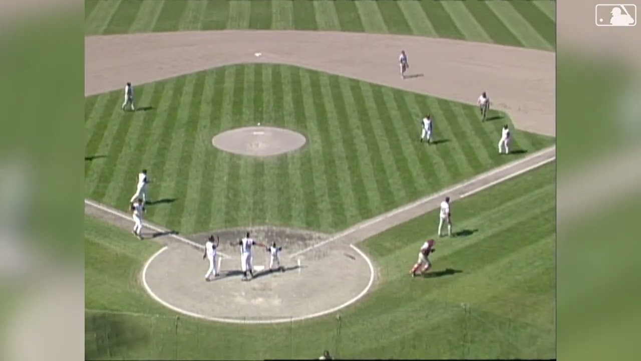 Karim Garcia walk off single (CLE vs TEX 8-10-2002)