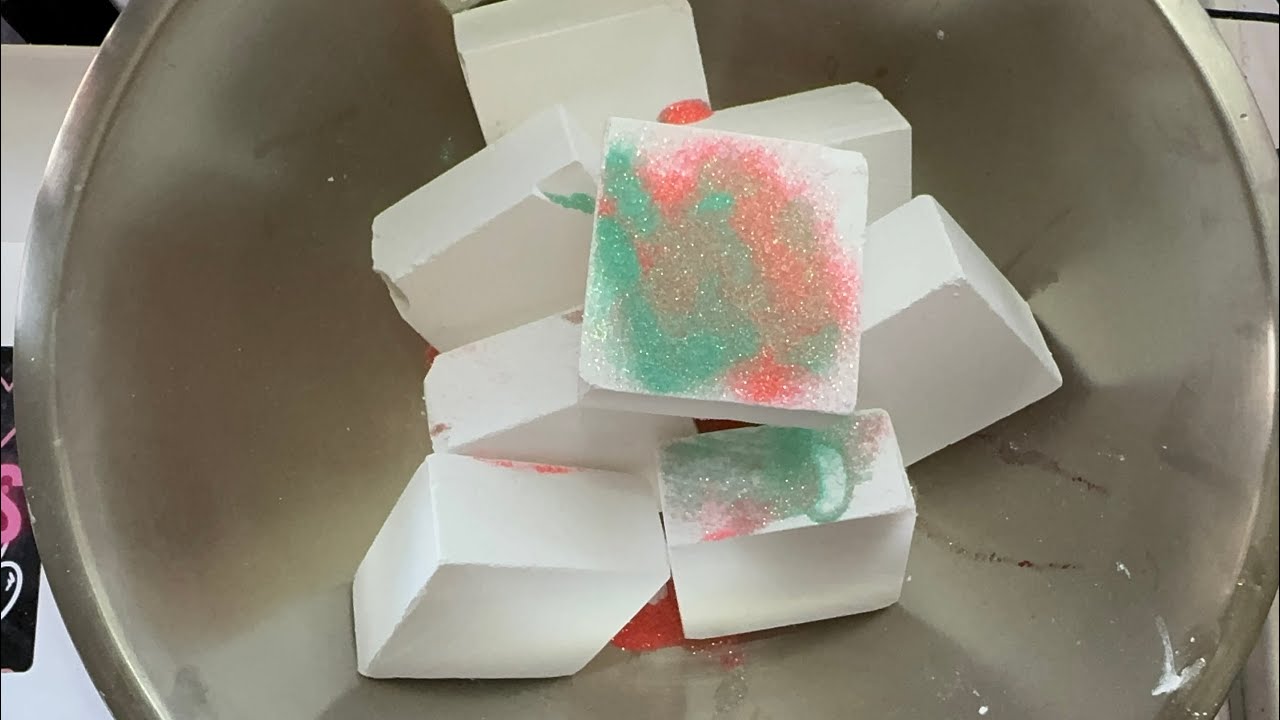 New to me @49designsasmr fresh gym chalk blocks topped mint & coral ...