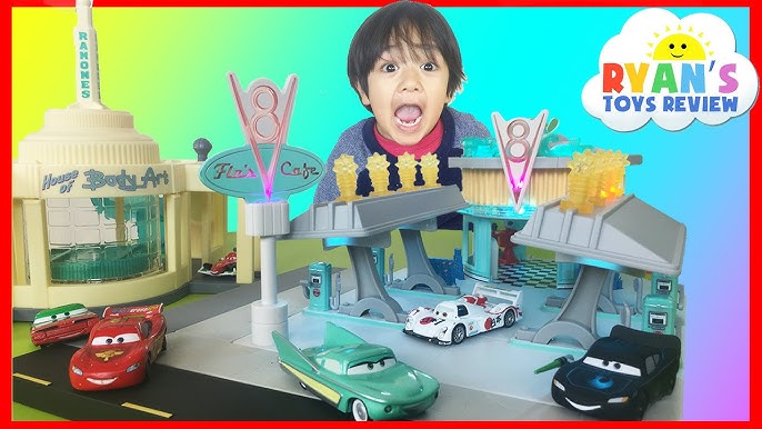 Tomica Chevron Gas Station Playset With Disney Cars Toys - Youtube