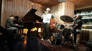 Theo Croker Jam Sesh in Los Angeles ft. Squiddyjamzzz (Saxophone) |