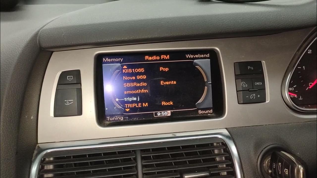 Audi Q7 2011 - How to activate jacking mode (locking air suspension
