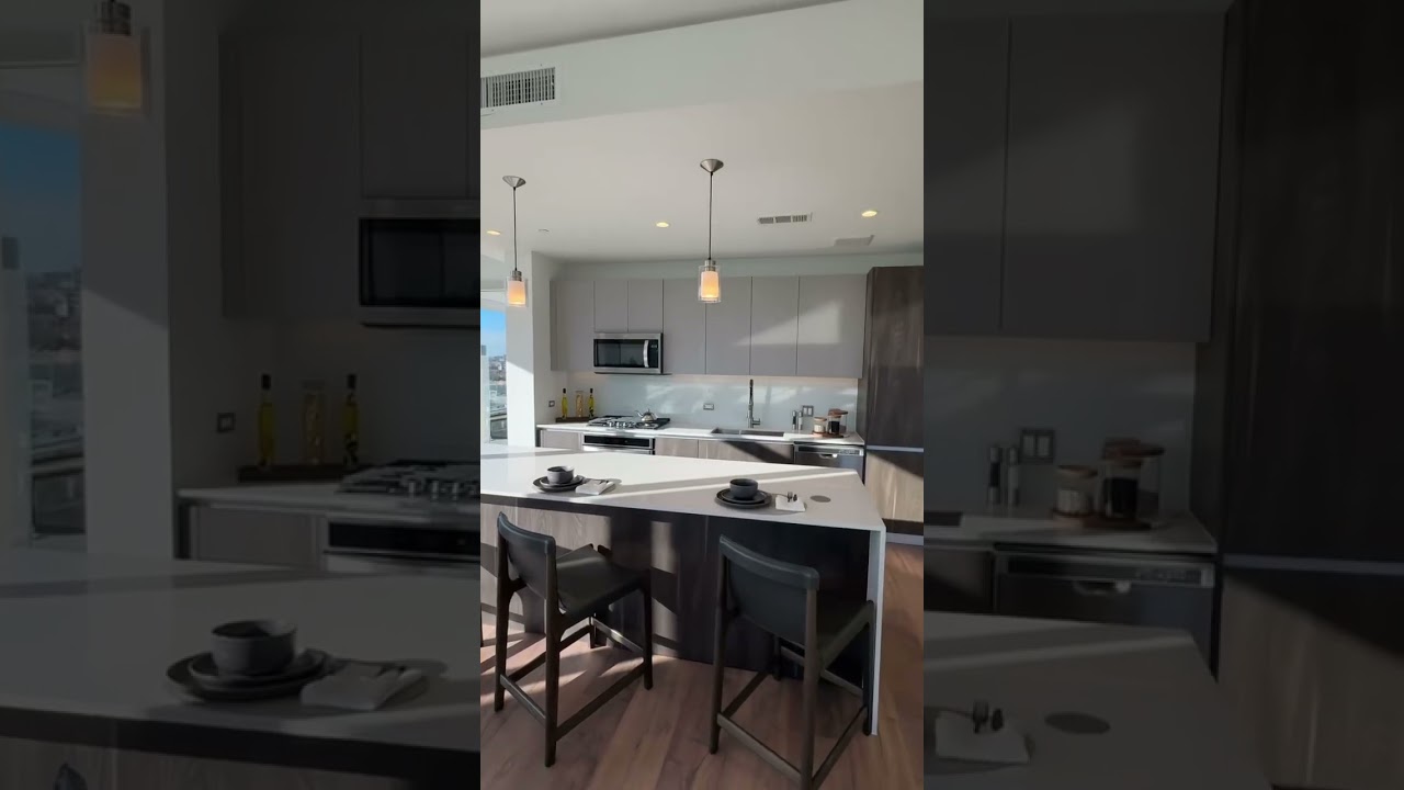 Victory Park 2 Bed Luxury Apartment | Sky Lounge, Golf Simulator & More | $4,686 Tour