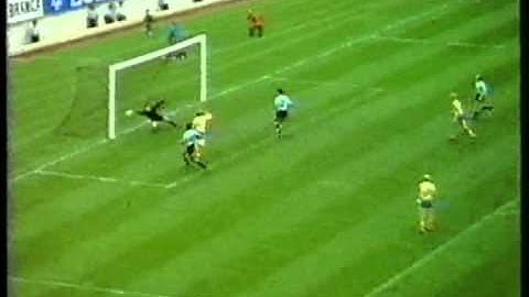 1970 (June 10) Sweden 1-Uruguay 0 (World Cup).mpg