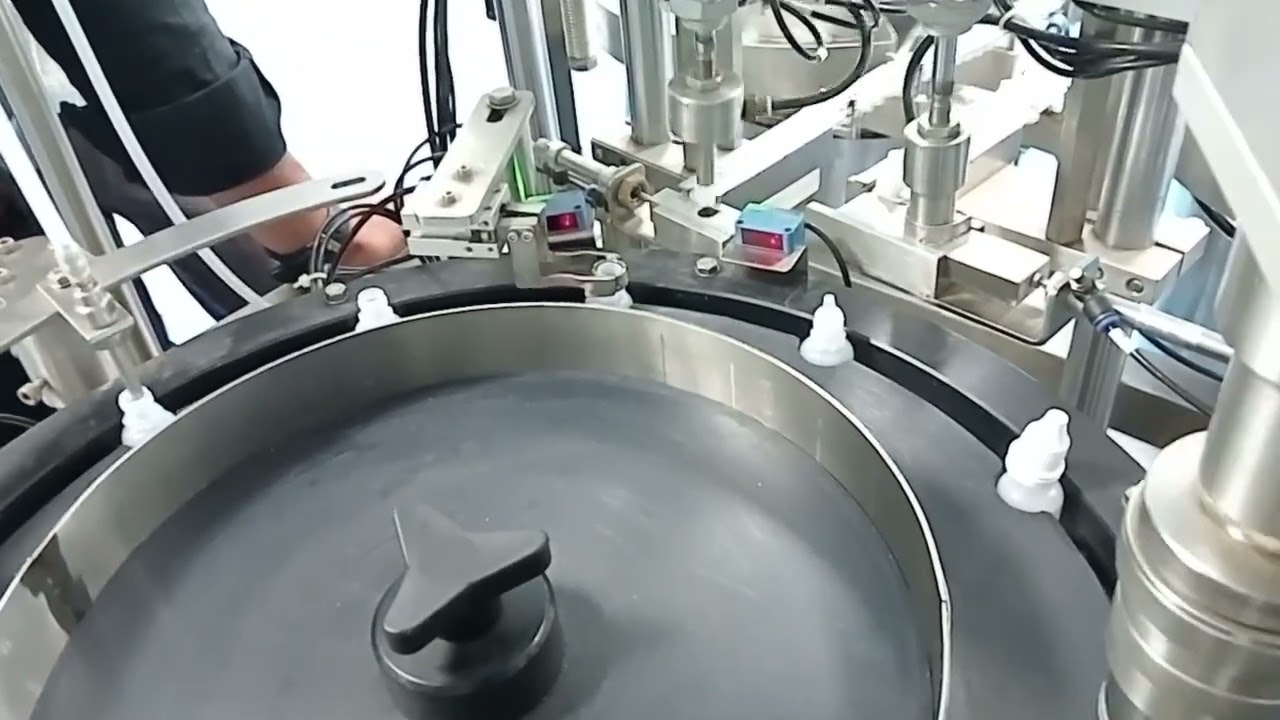 Eye Drops Filling Machine (HSL, Lucknow)