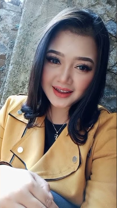 tante kesepian