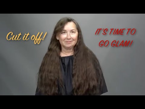 63 Year Old Woman Cuts Off Long Hair For the First Time