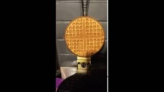 كيفيه تسويه االوافل  How to make waffle!