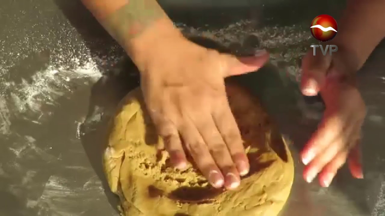 Cochitos de pan una tradición en México - YouTube