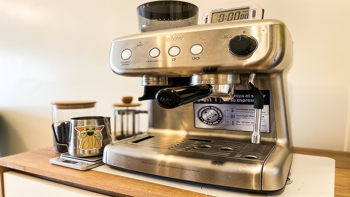 Cafetera Espresso Molino Integrado BVSTEM7300 OSTER