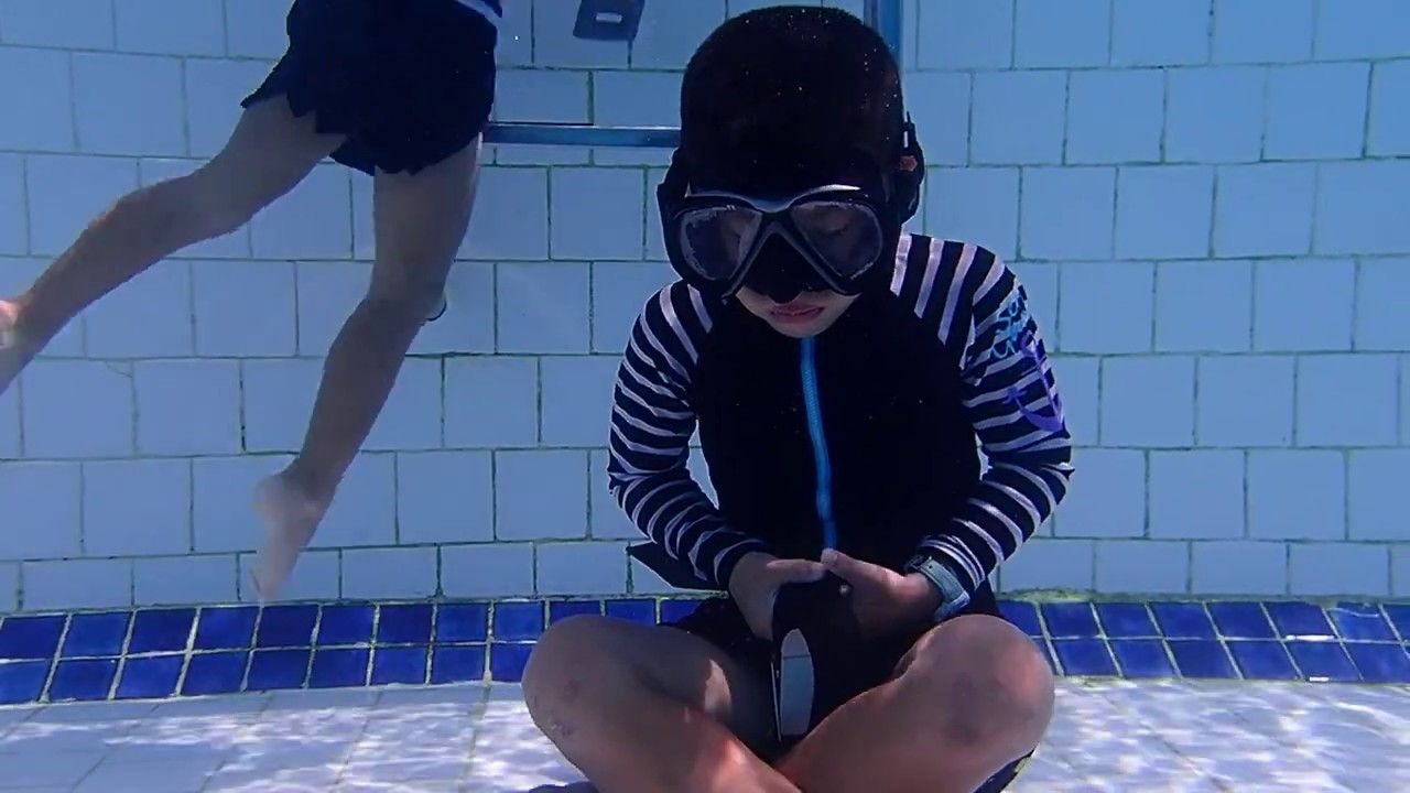 水中息止めチャレンジ 7歳 小学1年生 Youtube