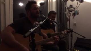 Stewart Mac & Dean Roberts - Moments like these - live at the Livingroom Alphen ad Rijn