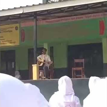 Ngakak anak sma nyanyi kamu berbohong aku pun percaya kamu percaya aku bohongi