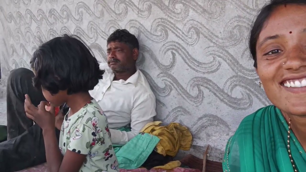 आज मामानी कलिंगड आणलेत आम्ही खायला लागलो माझी लेकर वनवाशी झाली 😭#vlog 