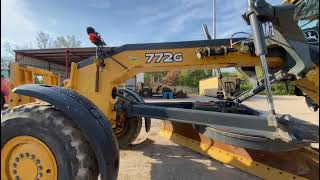 Inspecting - 6x6 Wheel Drive 2011 John Deere 772G | Motor Grader in Houston Texas