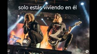 Video thumbnail of "Tonight Alive - I Defy (Español)"