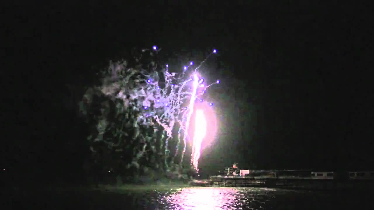 Sandown Carnival 2010 Fireworks YouTube