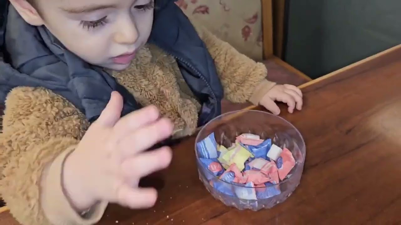 Renkli şekerler