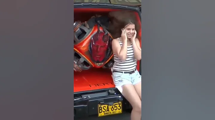 20,000 watts Extreme bass woofer in car !!! - DayDayNews