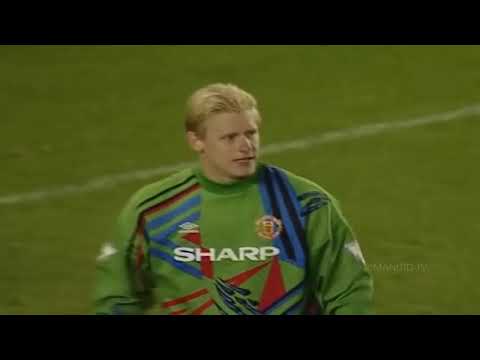 PETER SCHMEICHEL ● BEST SAVES FOR MANCHESTER UNITED