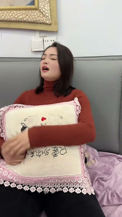 Do you love me or not? I laugh every time I watch it. Please forgive my insincere smile. Daily l