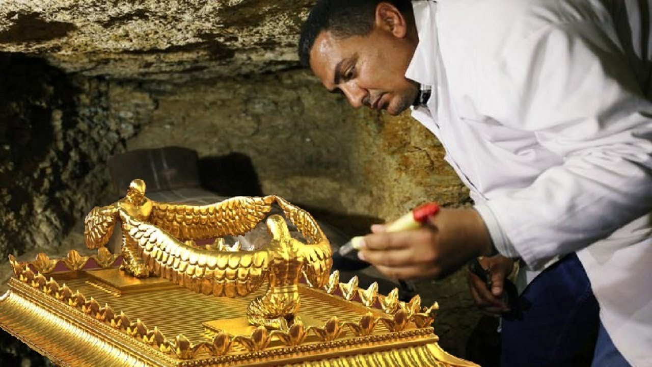 Something Crazy Discovered in A Cave, You Won’t Believe What It Is