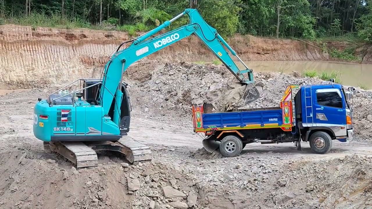 รีวิวรถขุด kobelco sk140lc-11 เจอดินดานงานขยายบ่อเก่าดั้มมีชัน excavator and truck