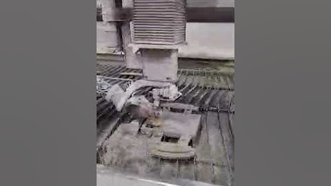 FLOW MACH 4 4020B 5-AXIS CNC WATERJET