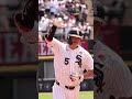 💥豪快! #村上宗隆 第18号同点ソロホームラン再びア・リーグ単独1位に!第1打席、初球の内角フォーシーム今日の村上にとっての第1球を振り抜いてライトスタンドへ🔥