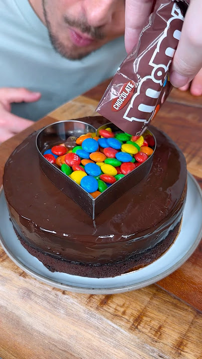 How to make the best CHOCOLATE CAKE for your friend?😅❤️🍰| CHEFKOUDY