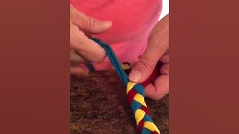 Rectangular 4 strand Braid In Rag Rug Part 5 of 7