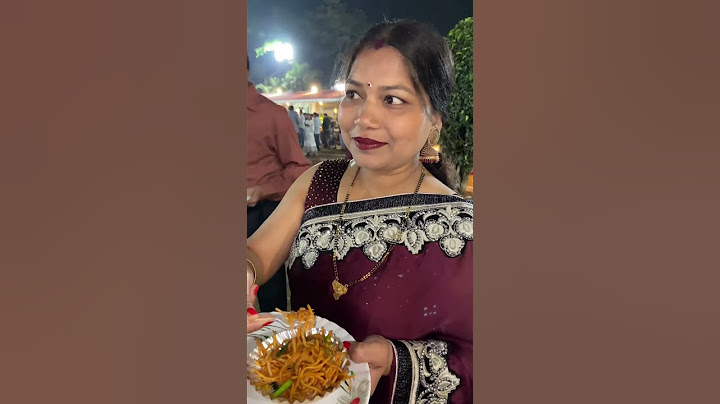 Chalo shaadi ka khana khane!😋#youtubeshorts #shaadi #blackdress #likesharesubscribe