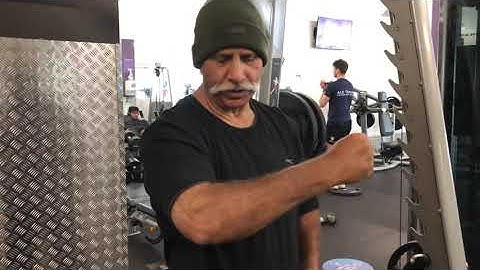 Standing Smith Machine Reverse Drag Curls