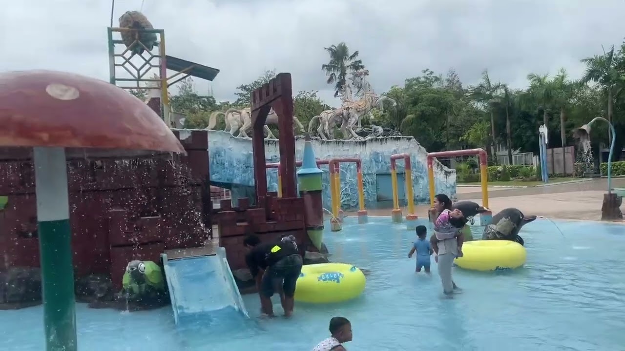 RENANG DI JEPARA OURLAND PARK TEMPATNYA BERSIH BESAR LANGSUNG TEMBUS KE PANTAI // tp kok skrg sepi