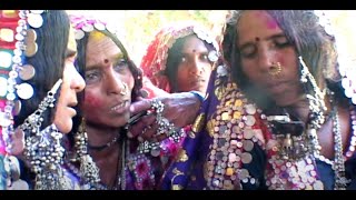 The camera follows one day in life of a banjara woman. her village
group friends come together to celebrate indian festival holi. they...